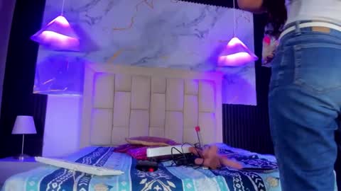 Cara  online show from 12.15.25