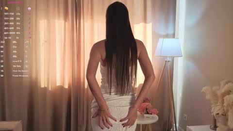 Bella online show from 09.26.25