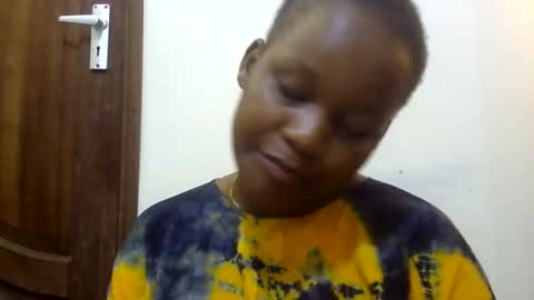 Snapshot of caramelbetty chatting on 06.05.26 Betty online show from 06.05.26