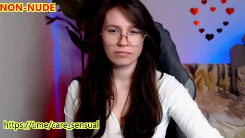 Snapshot of care_sensual chatting on 03.07.25 Mary online show from 03.07.25