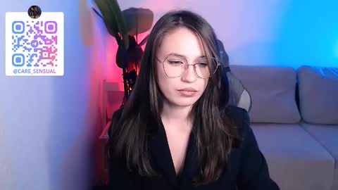 Snapshot of care_sensual chatting on 10.23.25 Mary online show from 10.23.25