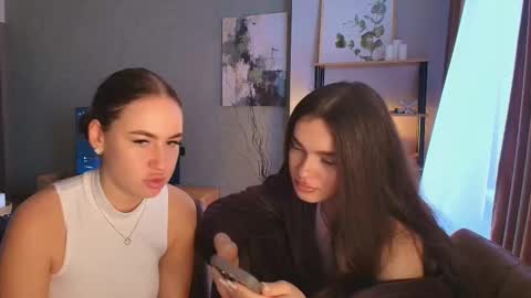 caressyourself online show from 11.26.25