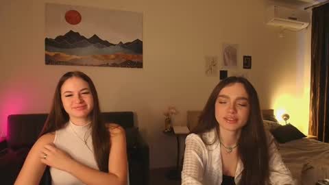 caressyourself online show from 01.06.26