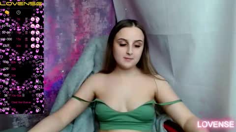 Christi online show from 11.14.25