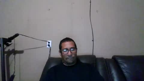 Snapshot of cargopipe2000 chatting on 11.29.25 Adams huge online show from 11.29.25