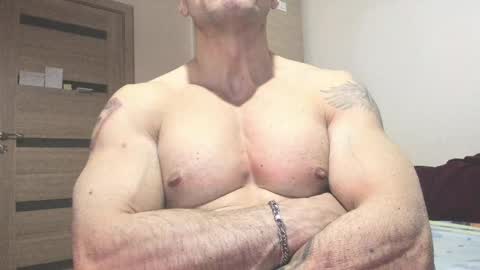 Snapshot of carin_the_body chatting on 03.02.25 Laz online show from 03.02.25