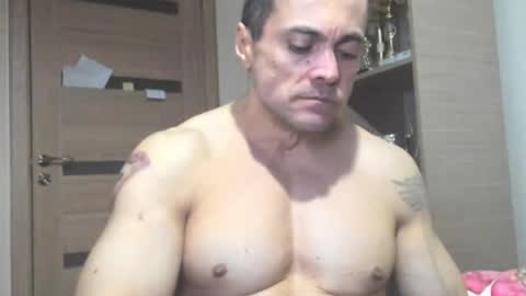 Snapshot of carin_the_body chatting on 01.06.26 Laz online show from 01.06.26