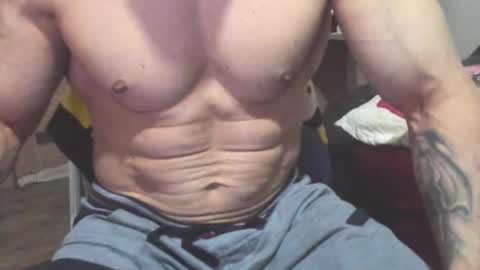 Snapshot of carin_the_body chatting on 01.11.26 Laz online show from 01.11.26