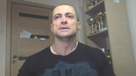 Snapshot of carin_the_body chatting on 01.12.26 Laz online show from 01.12.26