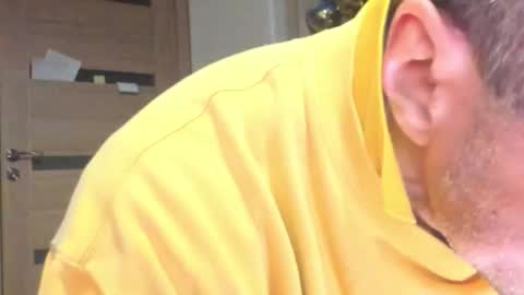 Snapshot of carin_the_body chatting on 01.13.26 Laz online show from 01.13.26