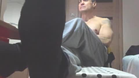 Snapshot of carin_the_body chatting on 02.05.26 Laz online show from 02.05.26