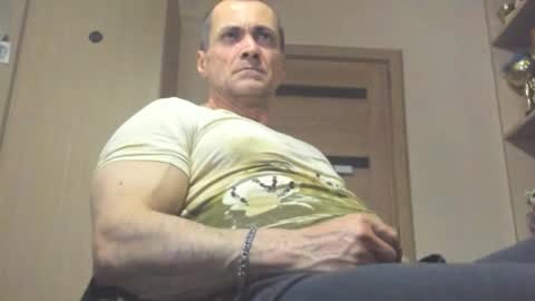 Snapshot of carin_the_body chatting on 02.12.26 Laz online show from 02.12.26