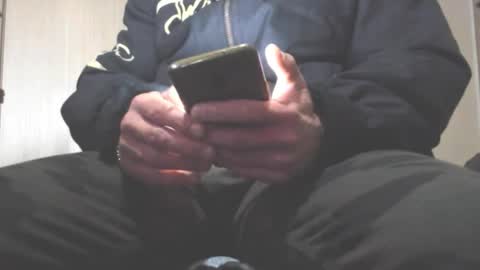 Snapshot of carin_the_body chatting on 02.18.26 Laz online show from 02.18.26