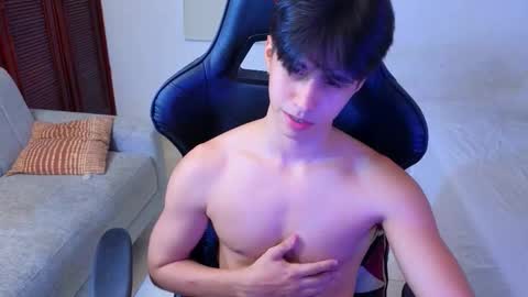 Snapshot of carl_dixon chatting on 10.27.25 carl_dixon online show from 10.27.25