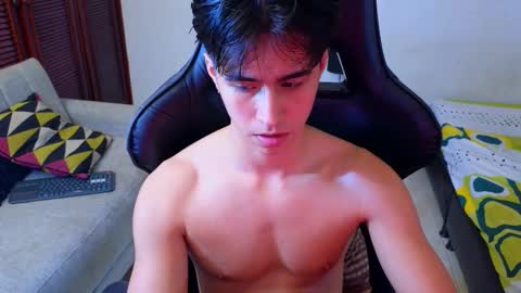 Snapshot of carl_dixon chatting on 11.17.25 carl_dixon online show from 11.17.25