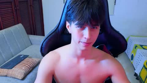 Snapshot of carl_dixon chatting on 11.27.25 carl_dixon online show from 11.27.25