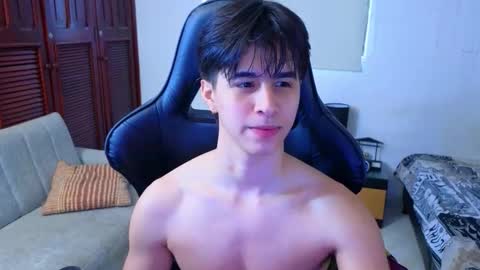 Snapshot of carl_dixon chatting on 12.19.25 carl_dixon online show from 12.19.25