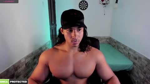 Snapshot of carl_smithh chatting on 11.04.25 Carl online show from 11.04.25