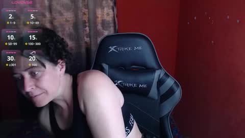 Snapshot of carla_naugthy_ chatting on 11.19.25 Carla naugthy online show from 11.19.25