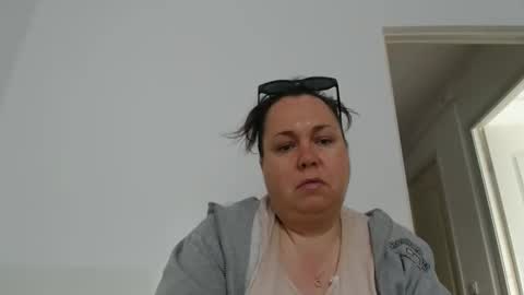 Carlaruth online show from 04.13.26