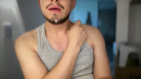 Snapshot of carlcarlinches4 chatting on 01.06.26 carlcarlinches4 online show from 01.06.26