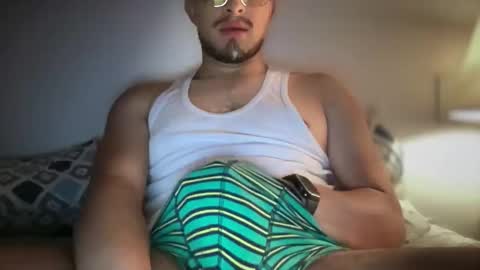 Snapshot of carlcarlinches4 chatting on 03.05.26 carlcarlinches4 online show from 03.05.26