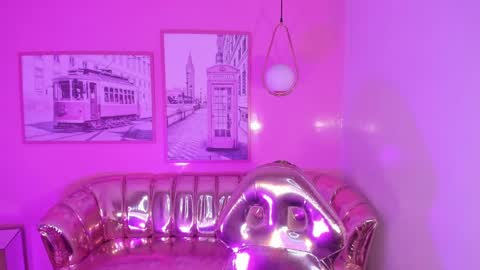 Snapshot of carlie_mayer chatting on 02.26.25 CARLYE online show from 02.26.25