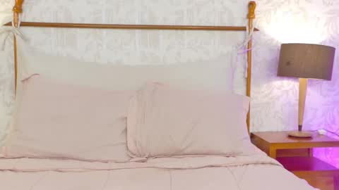 Snapshot of carline_jones chatting on 02.26.26 Carline online show from 02.26.26