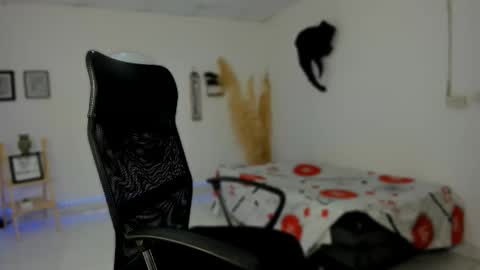 Snapshot of carlitosex09 chatting on 11.03.25 master online show from 11.03.25