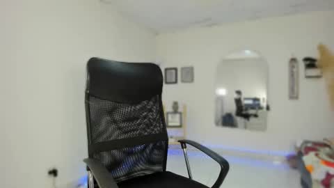 Snapshot of carlitosex09 chatting on 11.06.25 master online show from 11.06.25