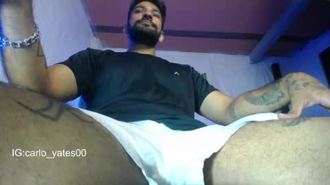 Snapshot of carlo_yates27 chatting on 04.09.26 carlo yates thx for help me to reach 100 thumps up online show from 04.09.26