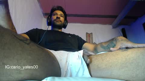 Snapshot of carlo_yates27 chatting on 04.30.26 carlo yates thx for help me to reach 100 thumps up online show from 04.30.26