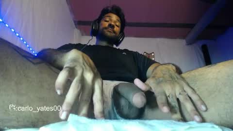 Snapshot of carlo_yates27 chatting on 04.30.26 carlo yates thx for help me to reach 100 thumps up online show from 04.30.26