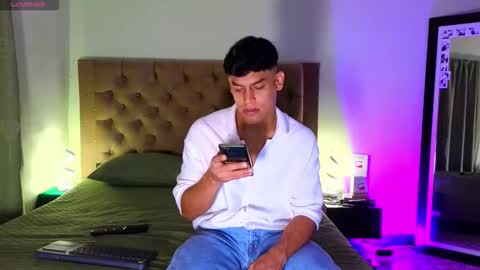 Snapshot of carloshero69 chatting on 01.11.26 carloshero69 online show from 01.11.26