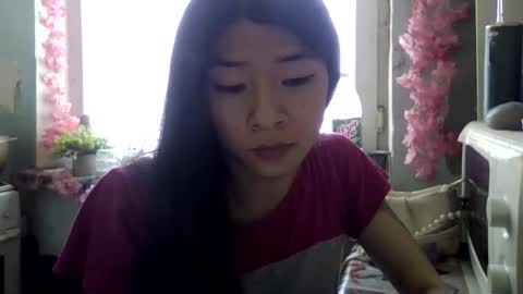 CarlyJoy online show from 10.19.25