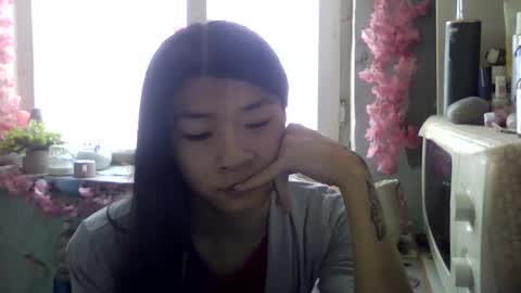 CarlyJoy online show from 10.20.25