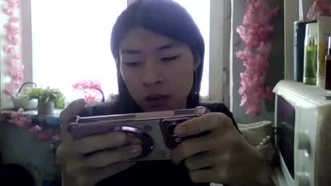 CarlyJoy online show from 11.02.25