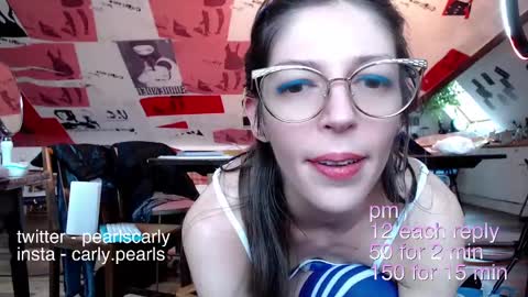 Carly Pearls online show from 01.08.25