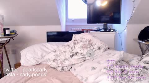 Carly Pearls online show from 01.17.25