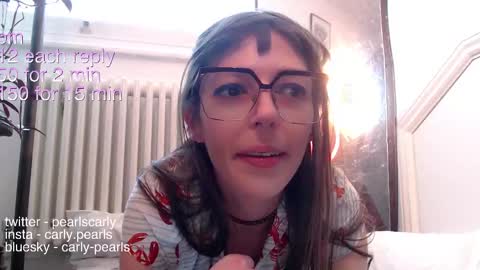 Carly Pearls online show from 02.03.25