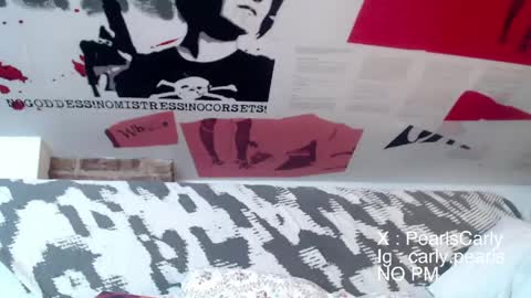 Snapshot of carlypearls chatting on 03.17.26 Carly Pearls online show from 03.17.26