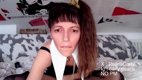 Snapshot of carlypearls chatting on 03.27.26 Carly Pearls online show from 03.27.26