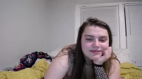 Snapshot of carlyrae420 chatting on 12.20.24 Carly Rae online show from 12.20.24