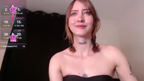 Snapshot of carmennrusso chatting on 01.10.25 carmennrusso online show from 01.10.25