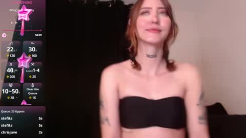 Snapshot of carmennrusso chatting on 01.10.25 carmennrusso online show from 01.10.25