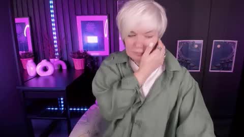 Snapshot of carmensoft chatting on 11.21.25 Carmen online show from 11.21.25