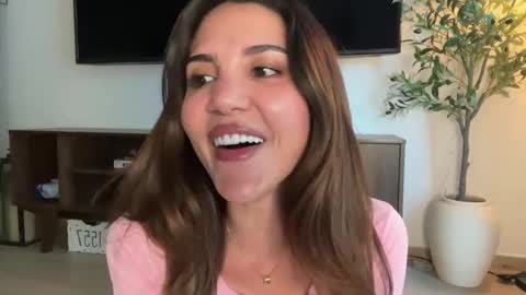 Your fav goddess online show from 11.04.25