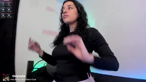 Snapshot of carmesix__ chatting on 12.19.24 carmesix__ online show from 12.19.24