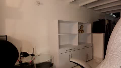 carmesix__ online show from 03.16.26