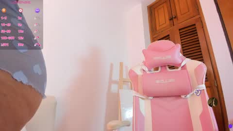    online show from 04.08.26